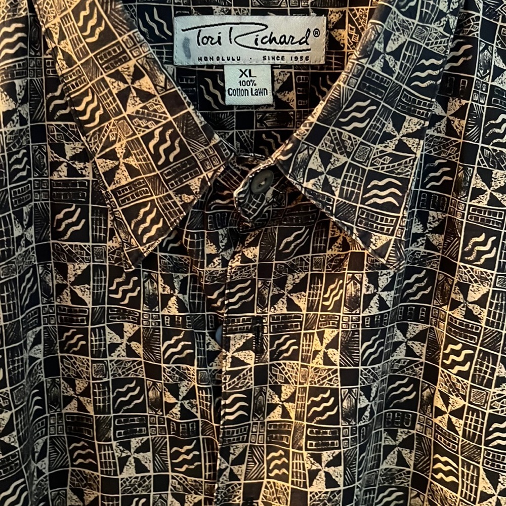 Tori Richard 100% Cotton Lawn!!!!